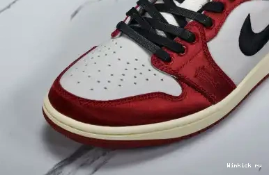 OG Home Room Trophy Retro 1 Jordan Low 0526